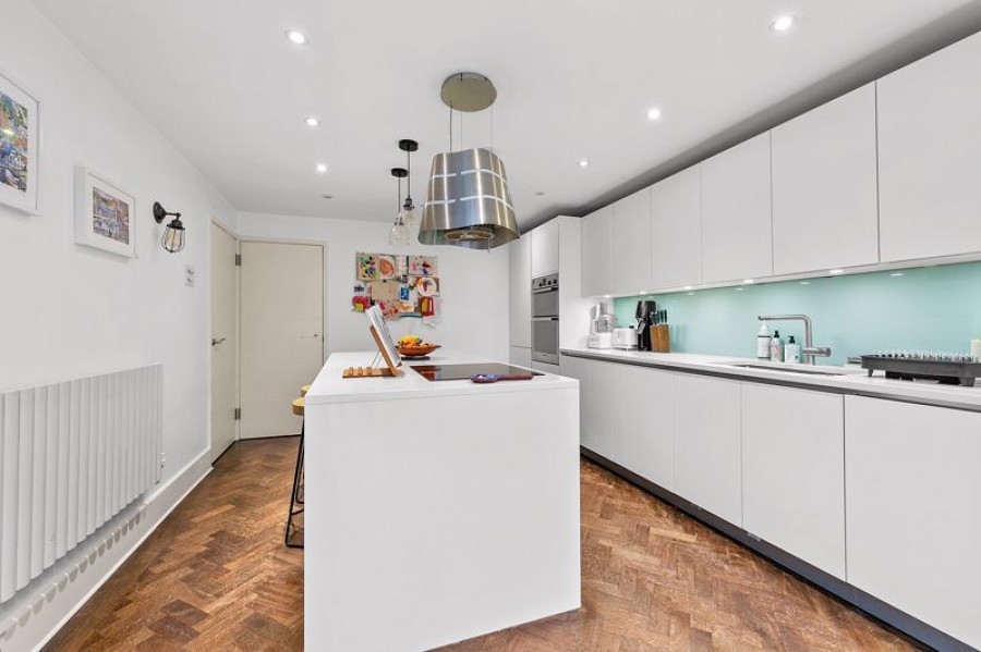 Images for Shaef Way, Teddington EAID:Miles&Bird BID:Miles & Bird