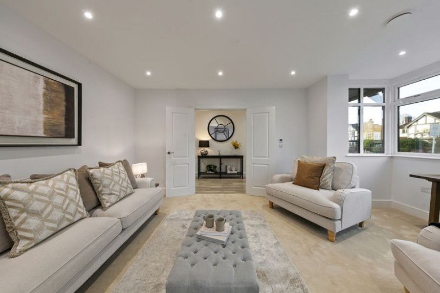 Images for Hurst Road, East Molesey EAID:Miles&Bird BID:Miles & Bird