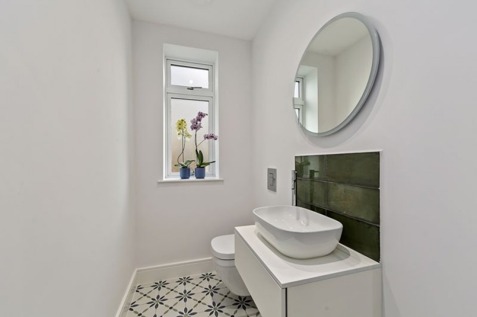 Images for Hurst Road, East Molesey EAID:Miles&Bird BID:Miles & Bird