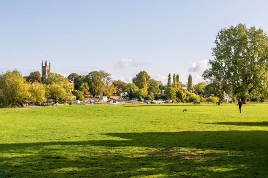 Images for Buckingham Gardens, Hurst Park EAID:Miles&Bird BID:Miles & Bird