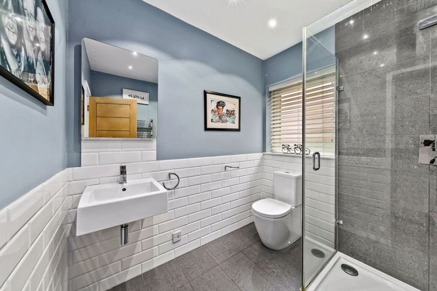 Images for Seymour Road, East Molesey EAID:Miles&Bird BID:Miles & Bird