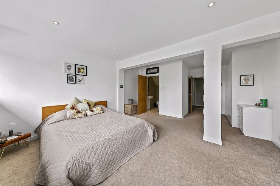 Images for Seymour Road, East Molesey EAID:Miles&Bird BID:Miles & Bird
