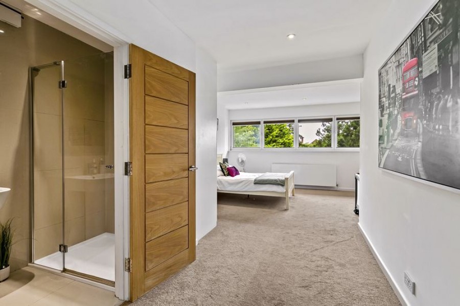 Images for Seymour Road, East Molesey EAID:Miles&Bird BID:Miles & Bird