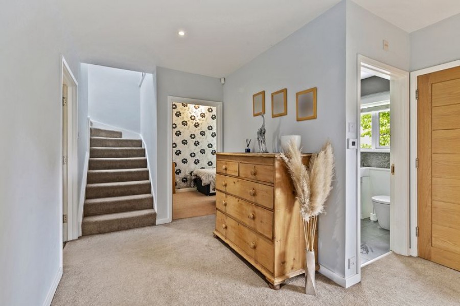 Images for Seymour Road, East Molesey EAID:Miles&Bird BID:Miles & Bird
