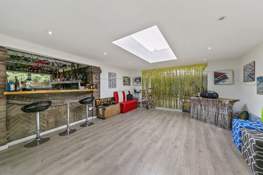 Images for Seymour Road, East Molesey EAID:Miles&Bird BID:Miles & Bird