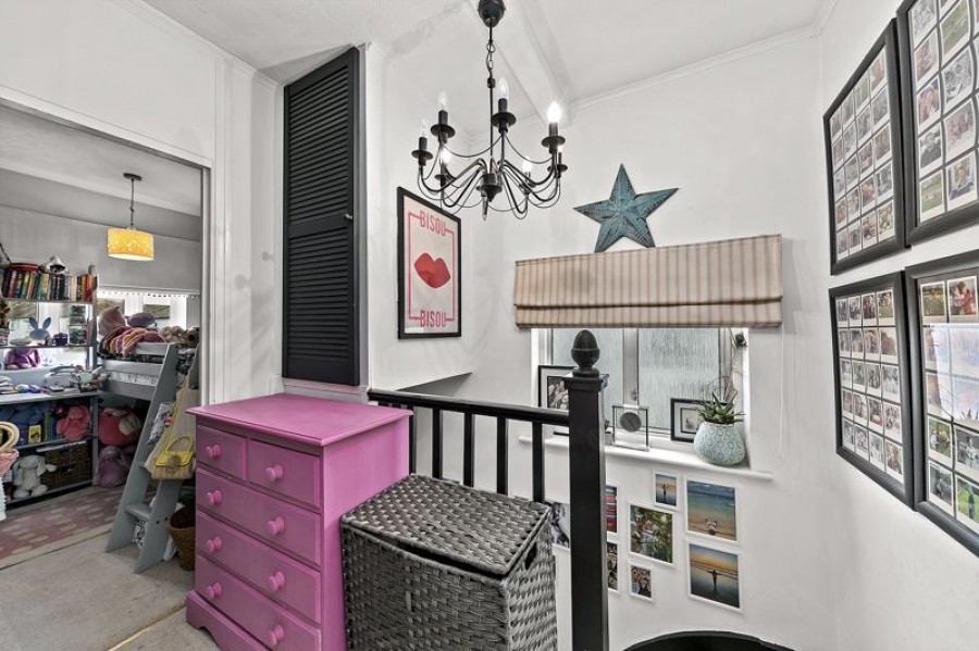 Images for Balmoral Crescent, West Molesey EAID:Miles&Bird BID:Miles & Bird