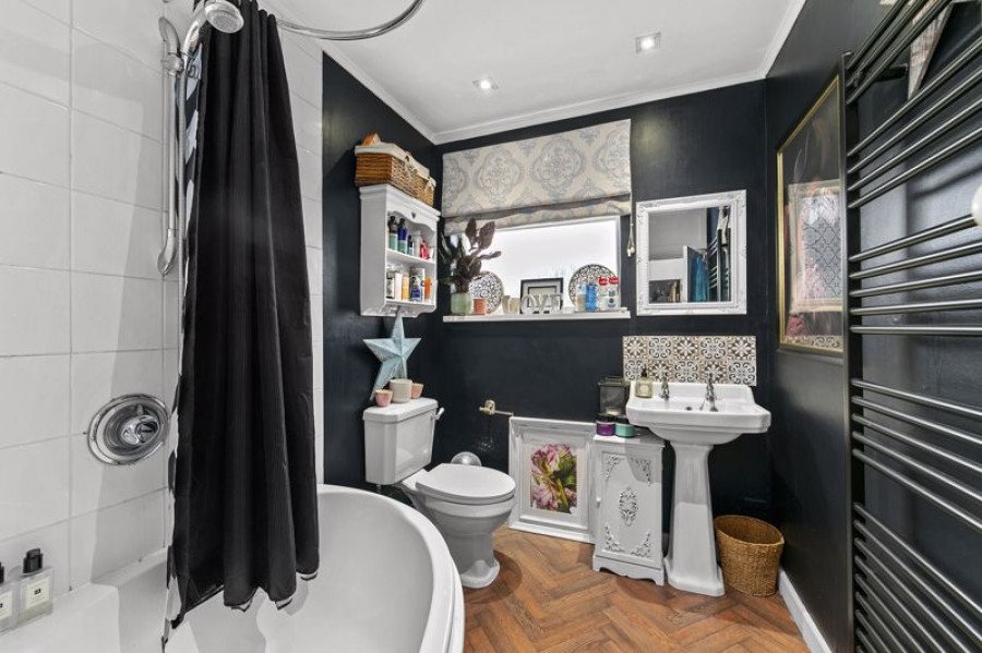 Images for Balmoral Crescent, West Molesey EAID:Miles&Bird BID:Miles & Bird