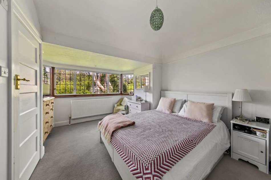 Images for Hurst Road, East Molesey EAID:Miles&Bird BID:Miles & Bird