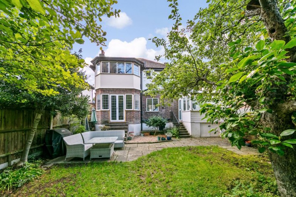 Images for Hurst Road, East Molesey EAID:Miles&Bird BID:Miles & Bird
