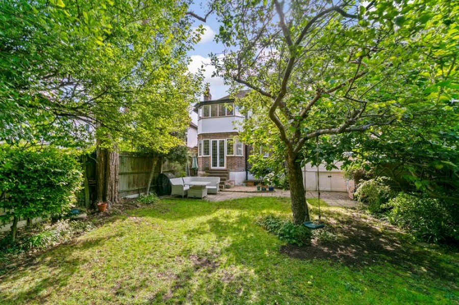 Images for Hurst Road, East Molesey EAID:Miles&Bird BID:Miles & Bird
