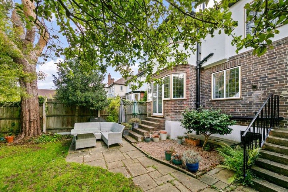 Images for Hurst Road, East Molesey EAID:Miles&Bird BID:Miles & Bird