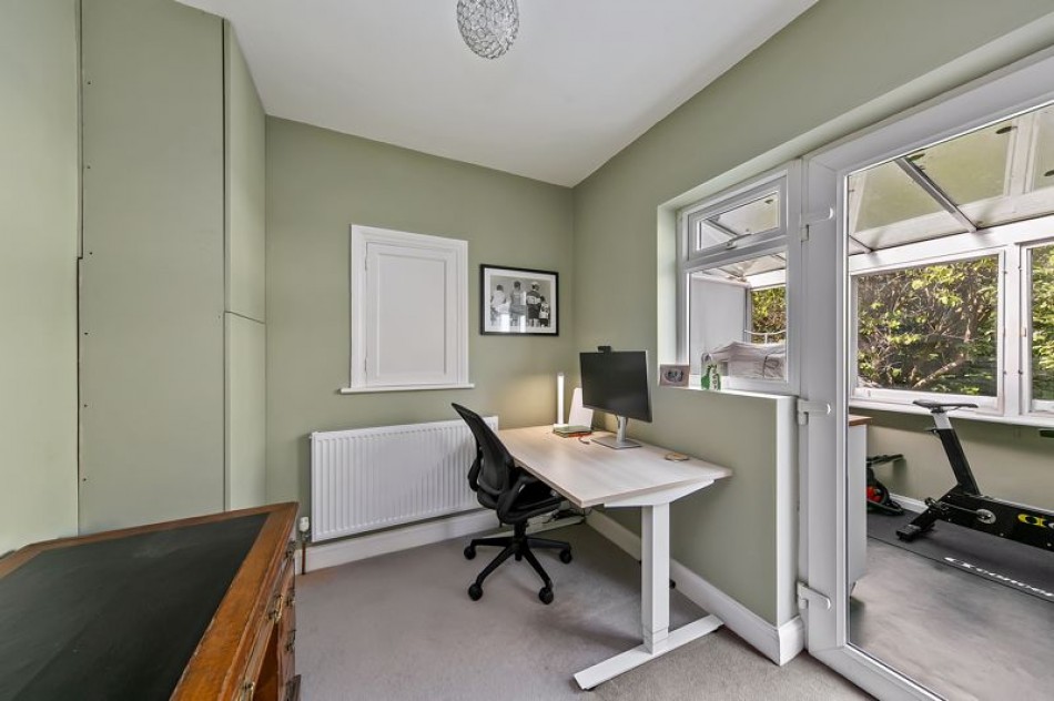 Images for Hurst Road, East Molesey EAID:Miles&Bird BID:Miles & Bird