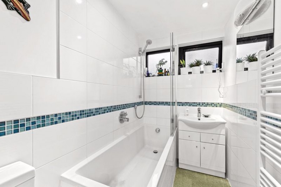 Images for Mallard Place, Strawberry Hill EAID:Miles&Bird BID:Miles & Bird