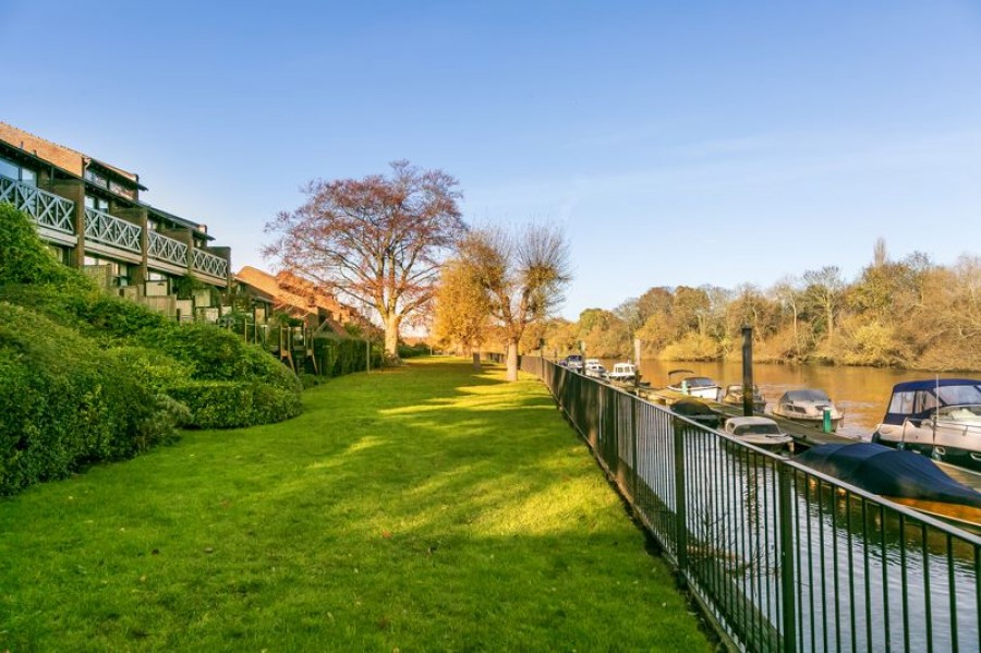 Images for Mallard Place, Strawberry Hill EAID:Miles&Bird BID:Miles & Bird