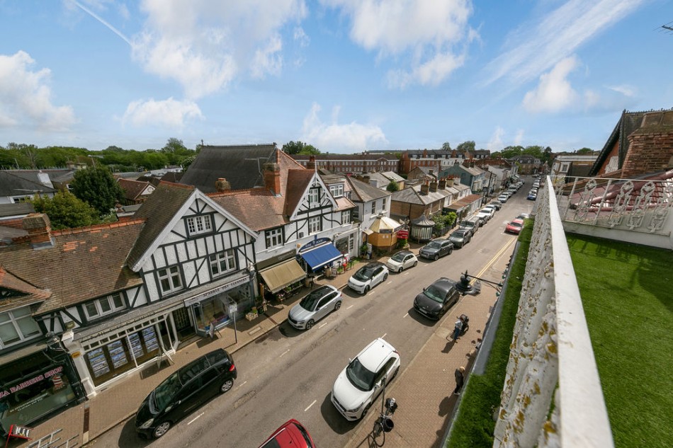 Images for Bridge Road, East Molesey EAID:Miles&Bird BID:Miles & Bird