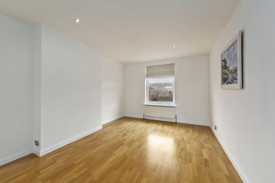 Images for Bridge Road, East Molesey EAID:Miles&Bird BID:Miles & Bird