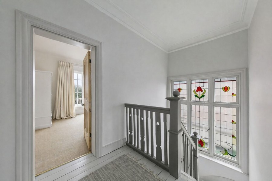 Images for Seymour Road, East Molesey EAID:Miles&Bird BID:Miles & Bird