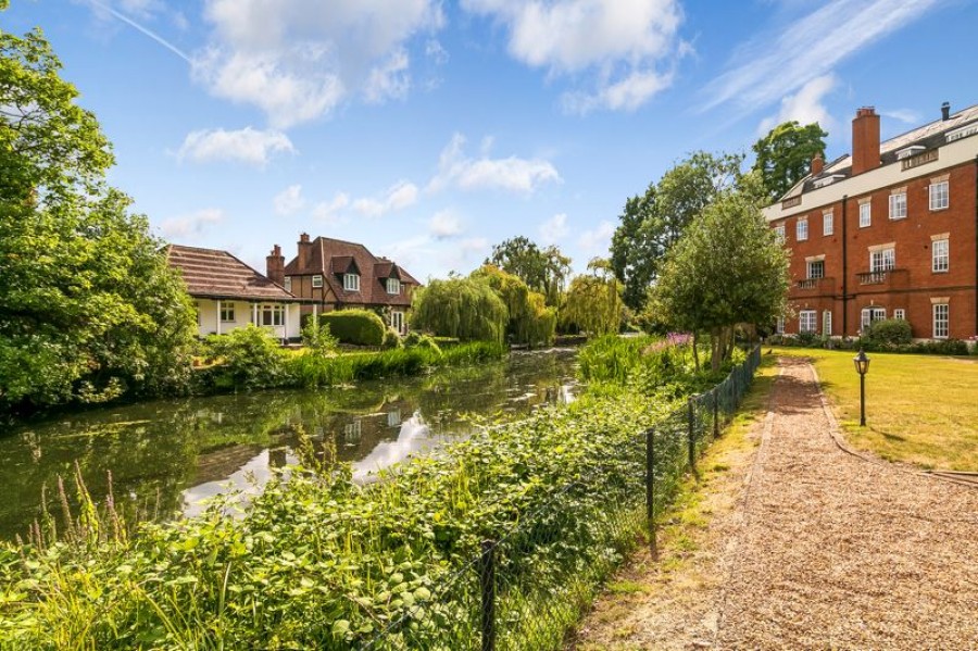Images for Queens Reach, East Molesey EAID:Miles&Bird BID:Miles & Bird