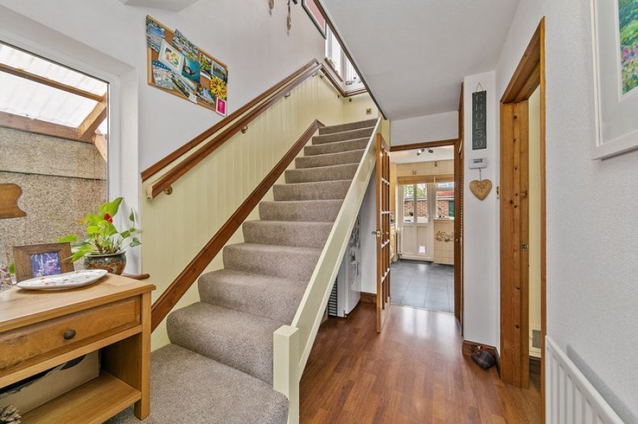 Images for Fleetside, West Molesey EAID:Miles&Bird BID:Miles & Bird