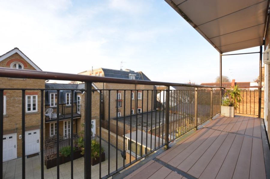 Images for Hampton Court Mews, East Molesey EAID:Miles&Bird BID:Miles & Bird