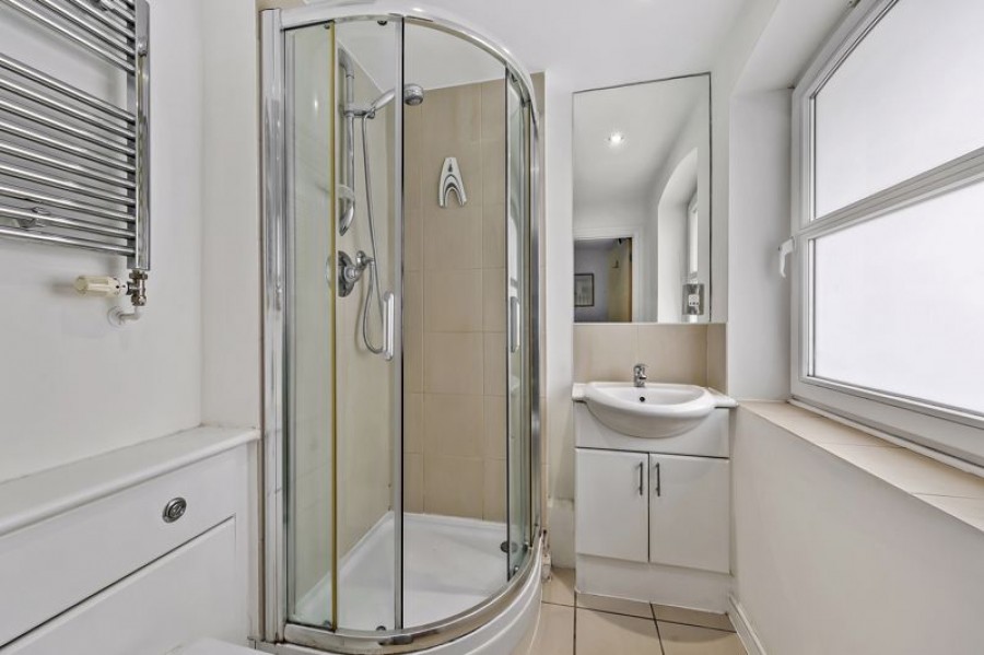 Images for Hampton Court Mews, East Molesey EAID:Miles&Bird BID:Miles & Bird
