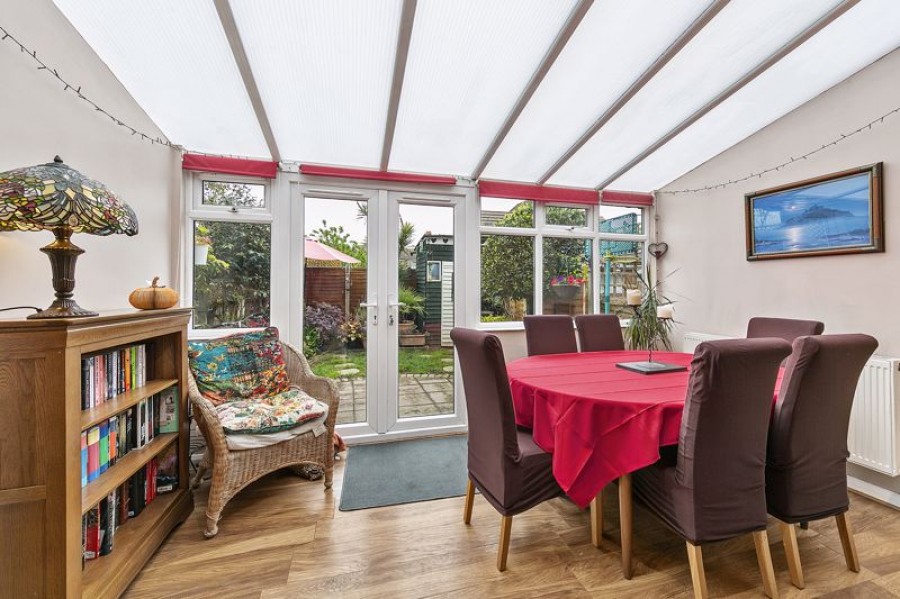 Images for Northumberland Crescent, Bedfont EAID:Miles&Bird BID:Miles & Bird