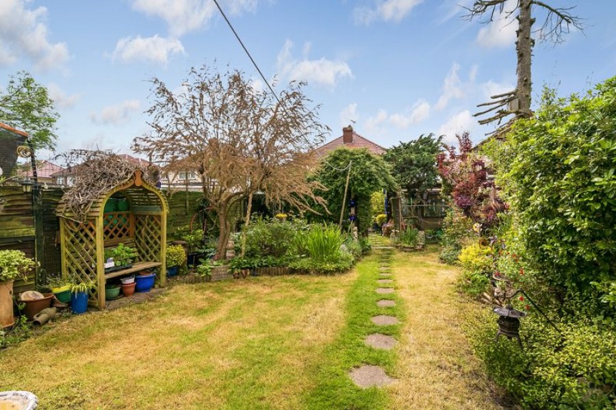 Images for Kingston Avenue, Bedfont EAID:Miles&Bird BID:Miles & Bird