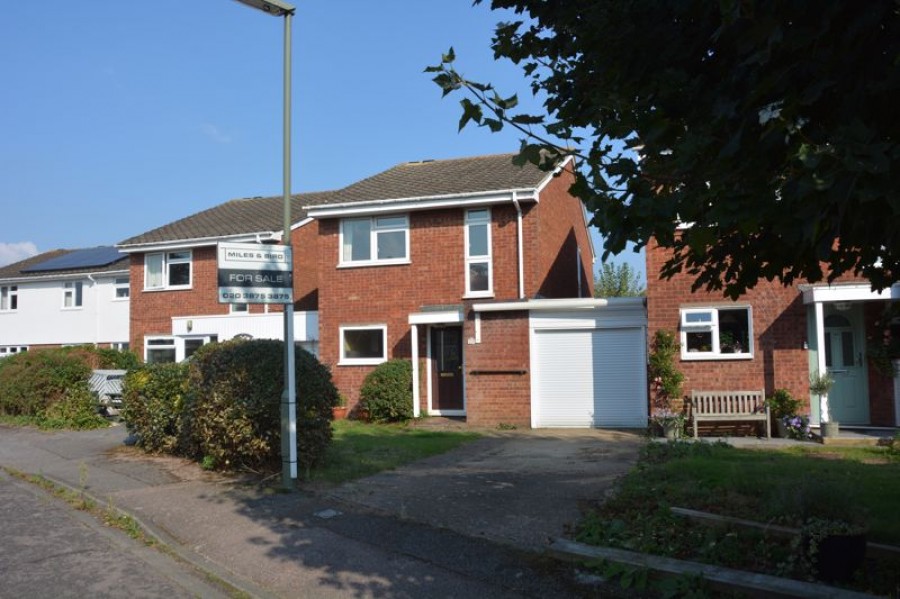 Images for Winchilsea Crescent, Hurst Park EAID:Miles&Bird BID:Miles & Bird