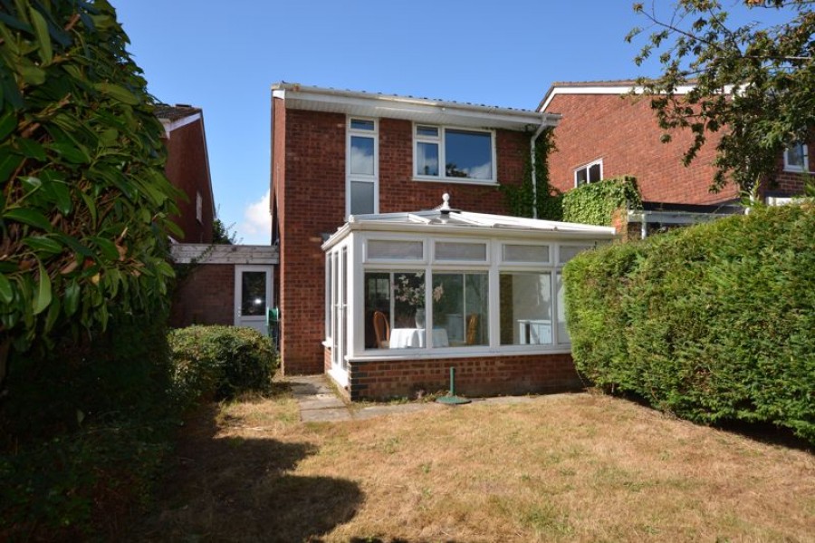 Images for Winchilsea Crescent, Hurst Park EAID:Miles&Bird BID:Miles & Bird