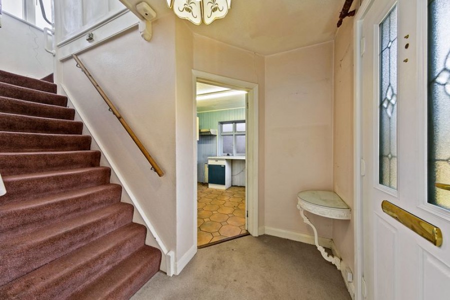 Images for Greenwood Road, Thames Ditton EAID:Miles&Bird BID:Miles & Bird