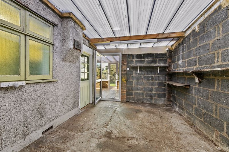 Images for Greenwood Road, Thames Ditton EAID:Miles&Bird BID:Miles & Bird