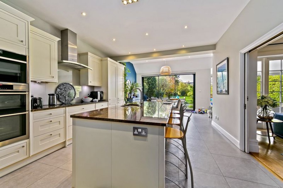 Images for Seymour Road, East Molesey EAID:Miles&Bird BID:Miles & Bird