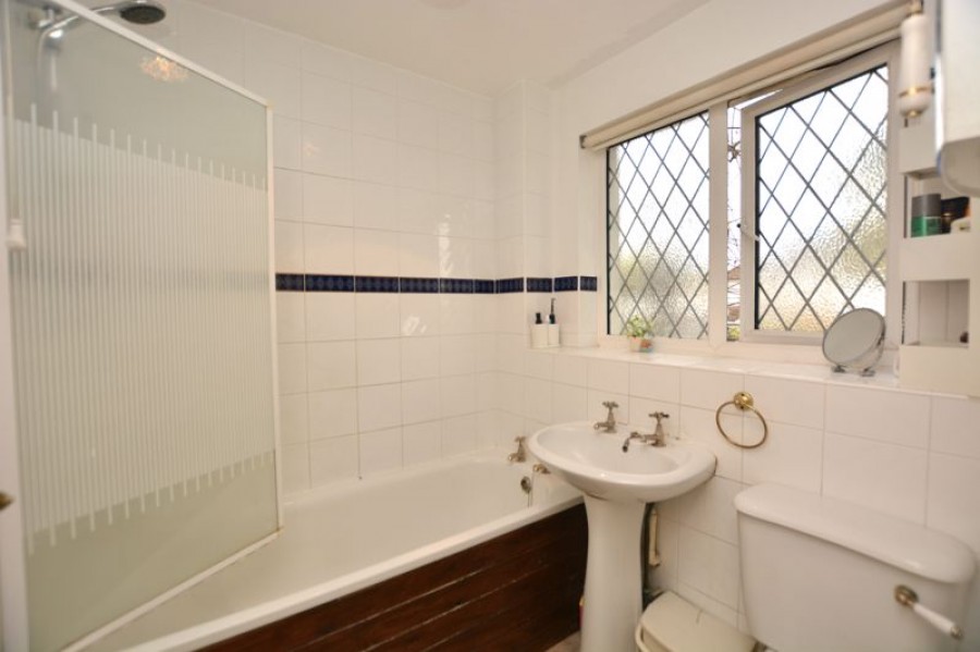 Images for Kings Chase, East Molesey EAID:Miles&Bird BID:Miles & Bird