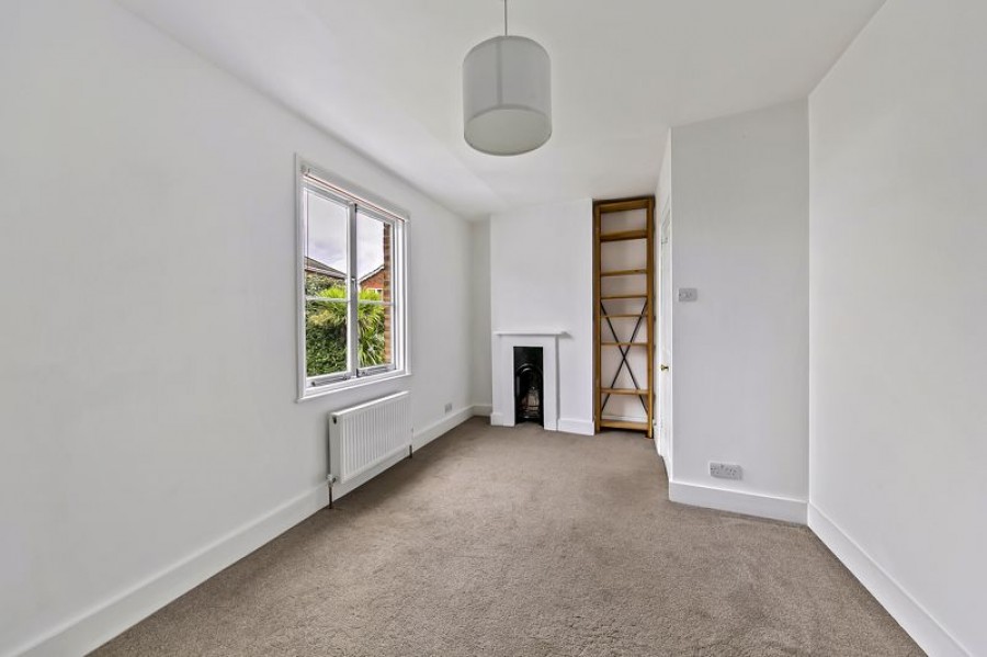 Images for School Road, East Molesey EAID:Miles&Bird BID:Miles & Bird