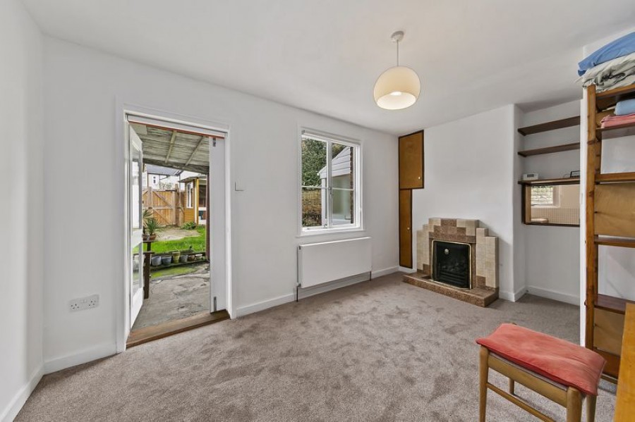 Images for School Road, East Molesey EAID:Miles&Bird BID:Miles & Bird