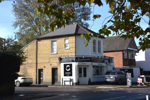 Garden Flat, Green Lane, Addlestone