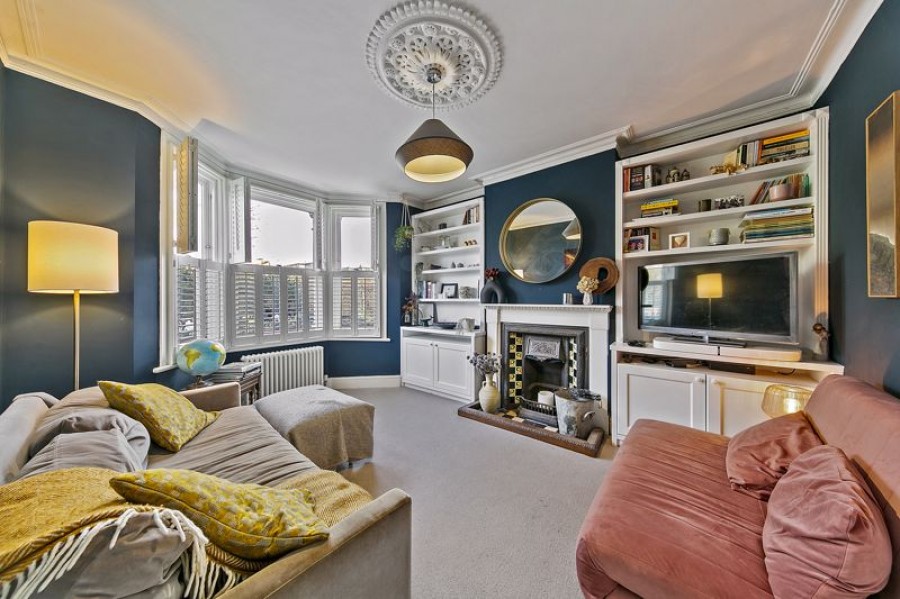 Images for Gordon Road, Kingston-Upon-Thames EAID:Miles&Bird BID:Miles & Bird