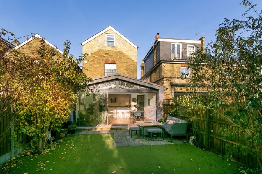 Images for Gordon Road, Kingston-Upon-Thames EAID:Miles&Bird BID:Miles & Bird