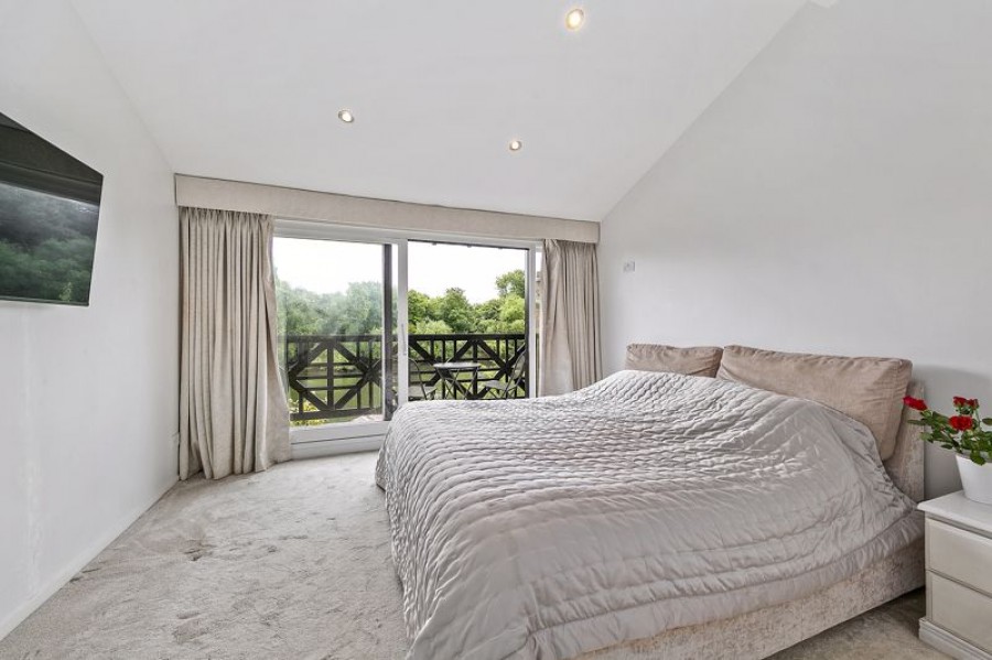 Images for Mallard Place, Strawberry Hill EAID:Miles&Bird BID:Miles & Bird
