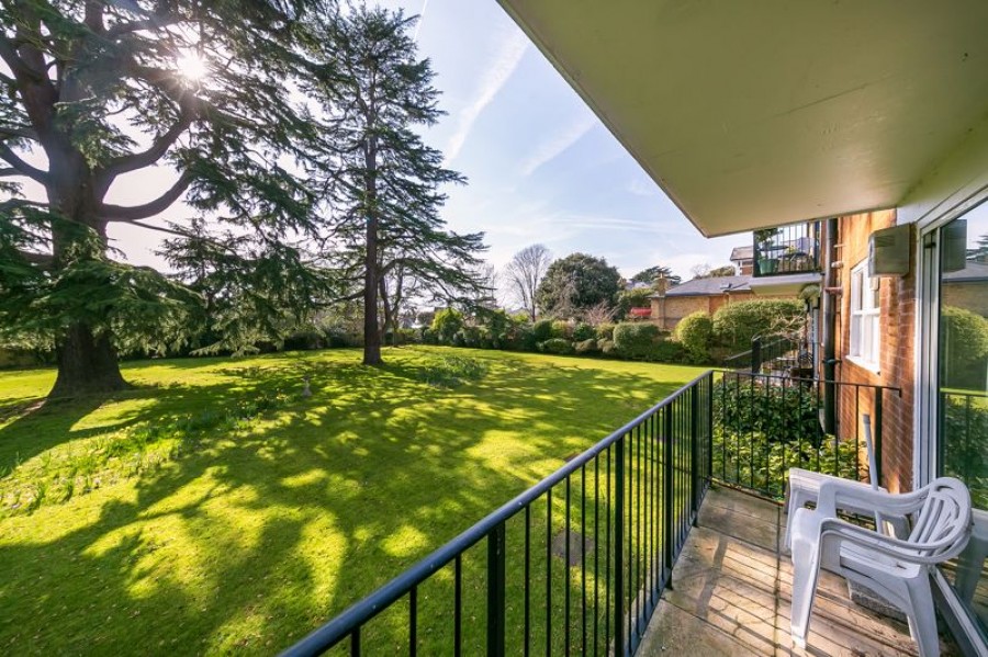 Images for Motcombe House, Palace Road, East Molesey EAID:Miles&Bird BID:Miles & Bird
