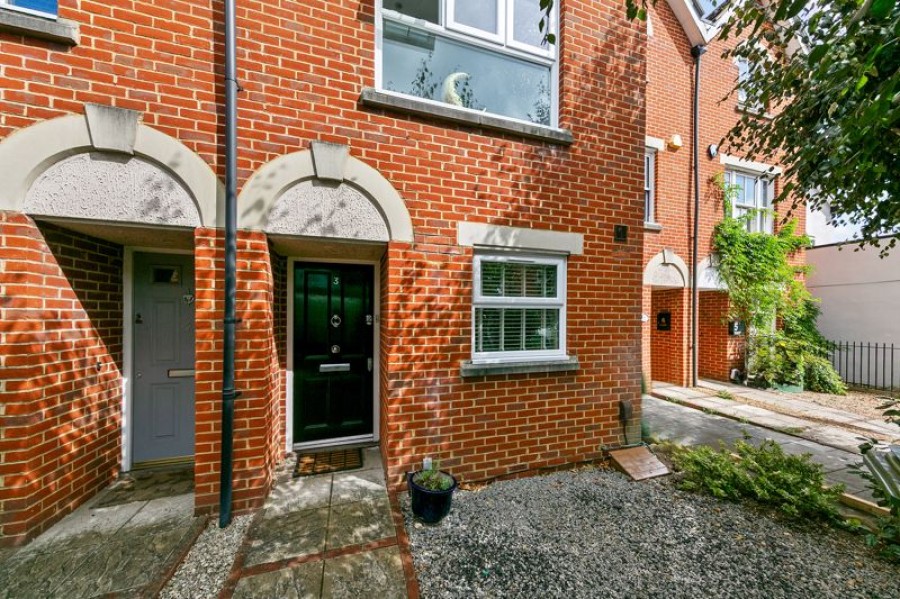 Images for Pemberton Terrace, East Molesey EAID:Miles&Bird BID:Miles & Bird