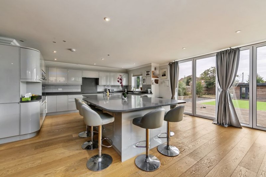 Images for Hurst Road, West Molesey EAID:Miles&Bird BID:Miles & Bird
