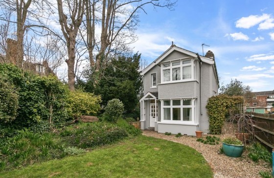 View Full Details for Upper Teddington Road, Hampton Wick - EAID:Miles&Bird, BID:Miles & Bird