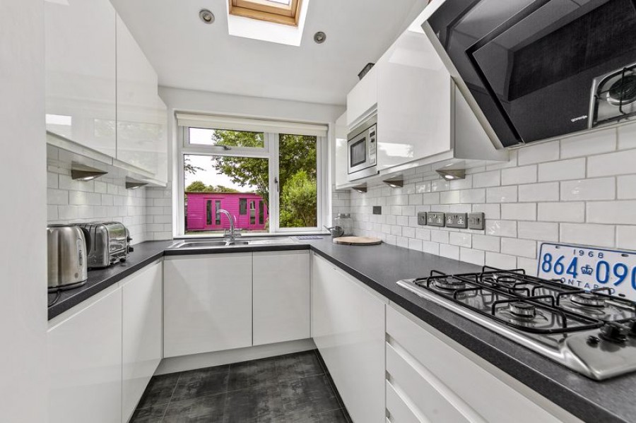 Images for Molesey Park Road, West Molesey EAID:Miles&Bird BID:Miles & Bird