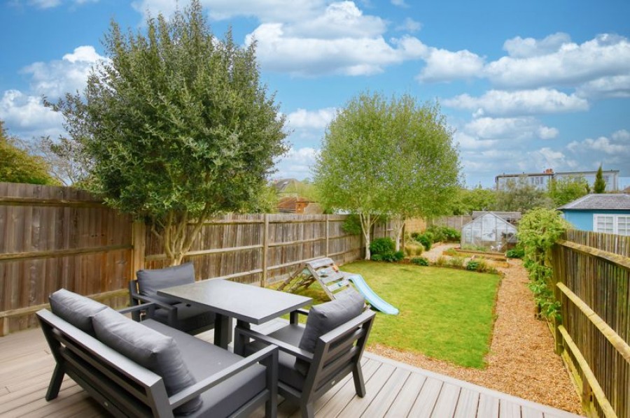 Images for Dennis Road, East Molesey EAID:Miles&Bird BID:Miles & Bird