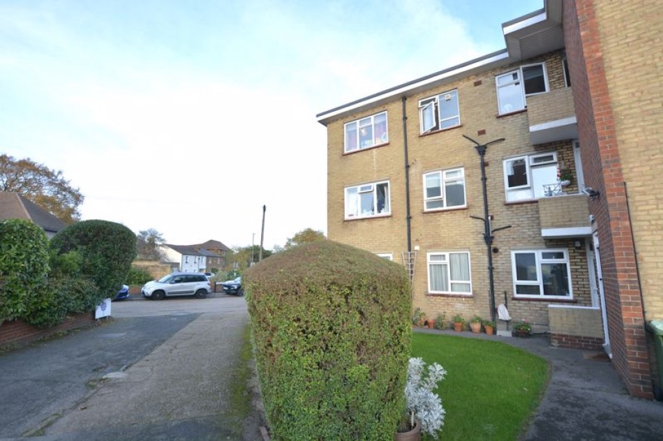 Images for Bridge Road, East Molesey EAID:Miles&Bird BID:Miles & Bird