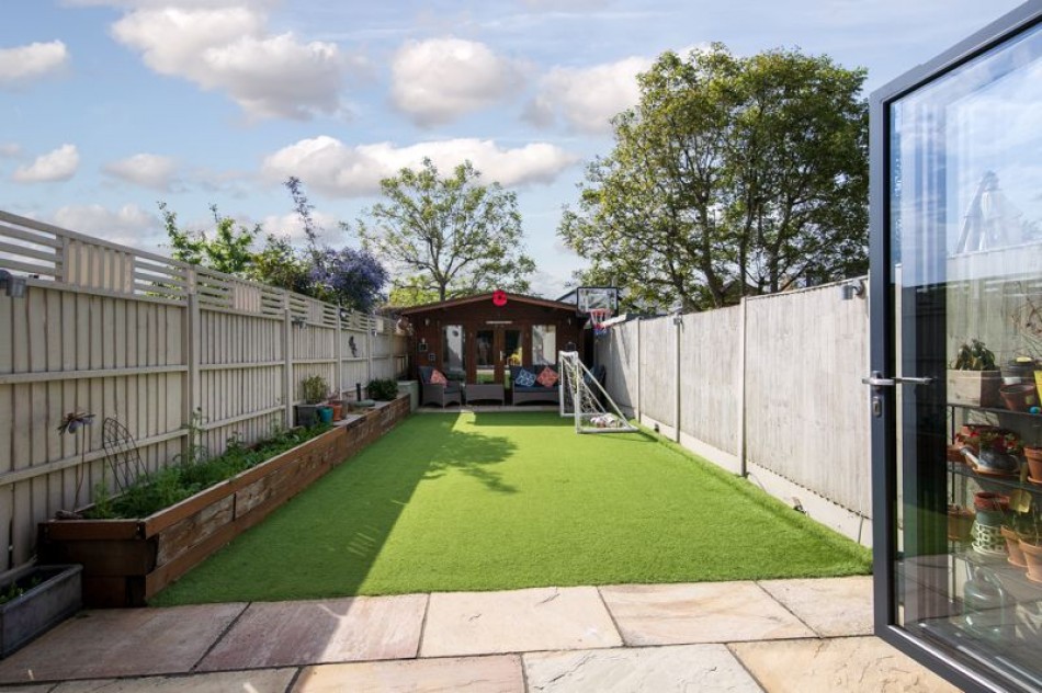 Images for Guildford Street, Staines-Upon-Thames EAID:Miles&Bird BID:Miles & Bird