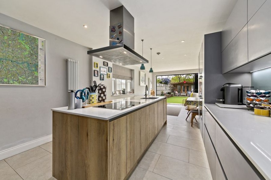 Images for Guildford Street, Staines-Upon-Thames EAID:Miles&Bird BID:Miles & Bird