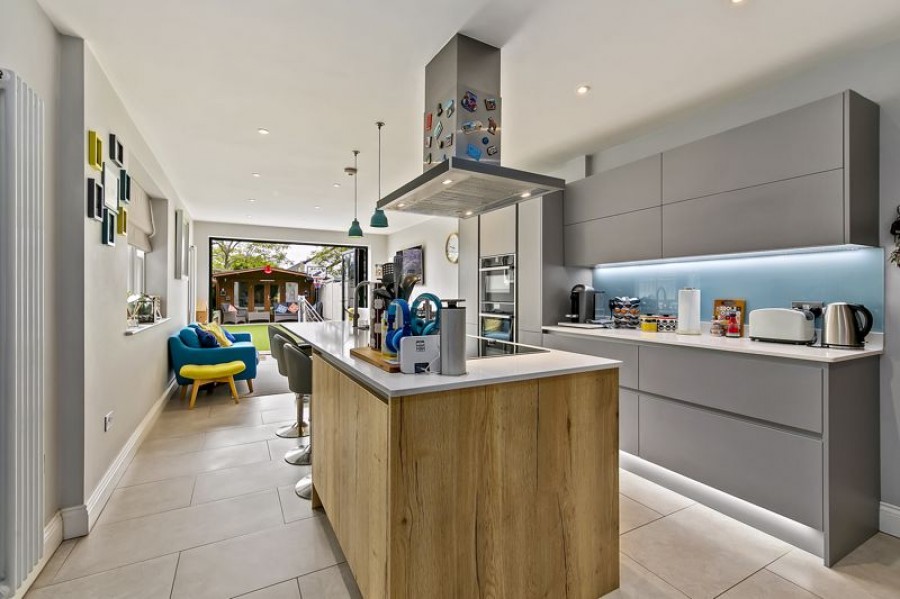 Images for Guildford Street, Staines-Upon-Thames EAID:Miles&Bird BID:Miles & Bird