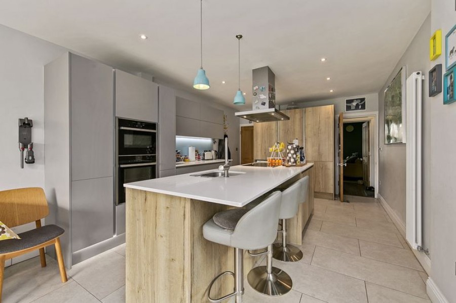 Images for Guildford Street, Staines-Upon-Thames EAID:Miles&Bird BID:Miles & Bird